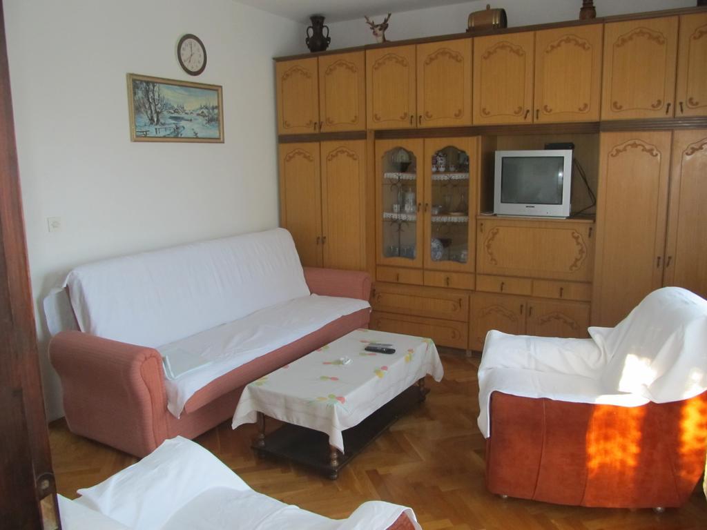 Apartment Razum Pula Ngoại thất bức ảnh